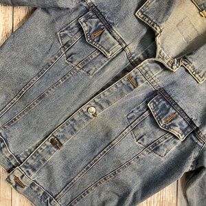 Cropped sleeve vintage jean jacket